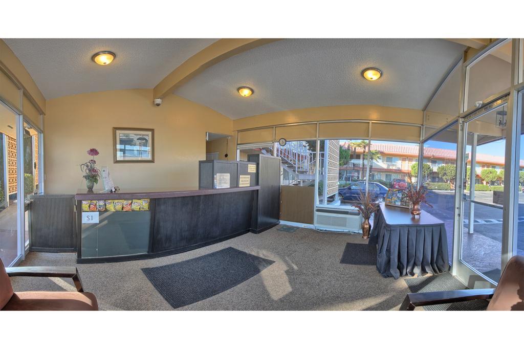 Relax Inn & Suites إل كاجون، سان ديغو، كاليفورنيا المظهر الخارجي الصورة